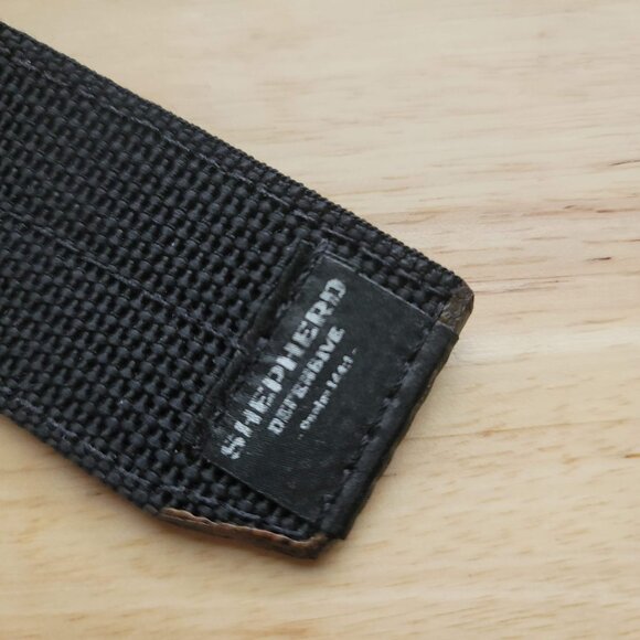Shepherd Defensive Modular EDC Belt Black G-Hook NEW Single Layer Small (29-32) - Picture 4 of 4
